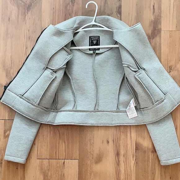 Guess Jacket Small - Picture 4 of 4